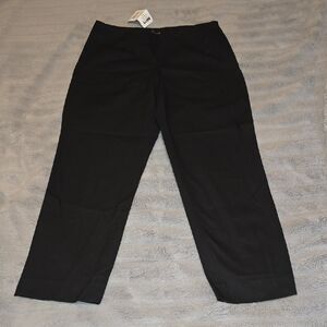 Thalian Women's Classic Black Cropped Ankle Stretch Pants Size 10 NEW